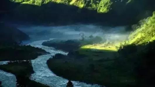 新疆乌什县发生多次余震一名被压儿童获救